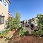 ヴィラ Aldo With Private Pool By Wiibuk