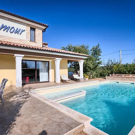 Aldo With Private Pool By Wiibuk