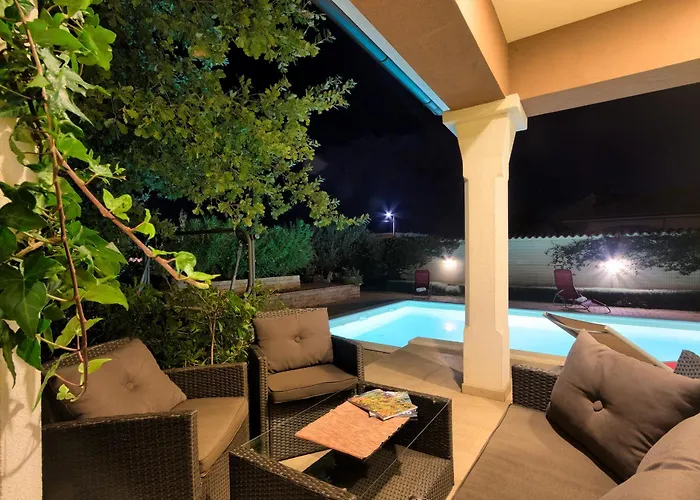 Aldo With Private Pool By Wiibuk Vila Vodnjan
